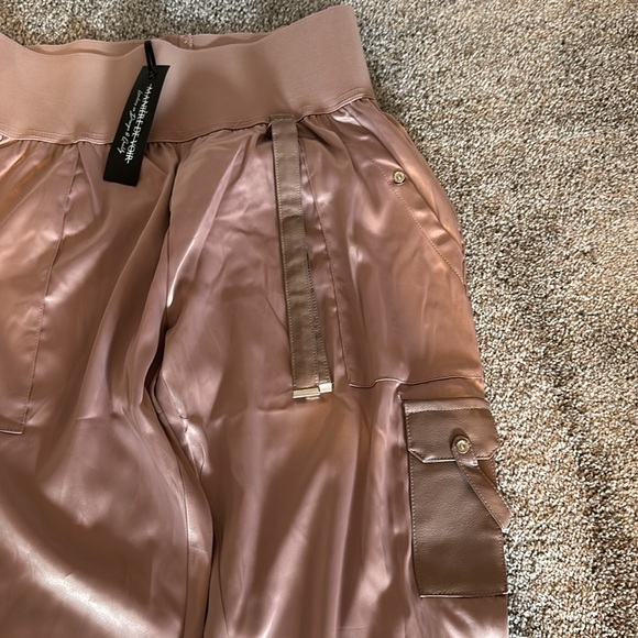 Maniere De Voir NWT satin joggers + cropped tank set! - Picture 4 of 4